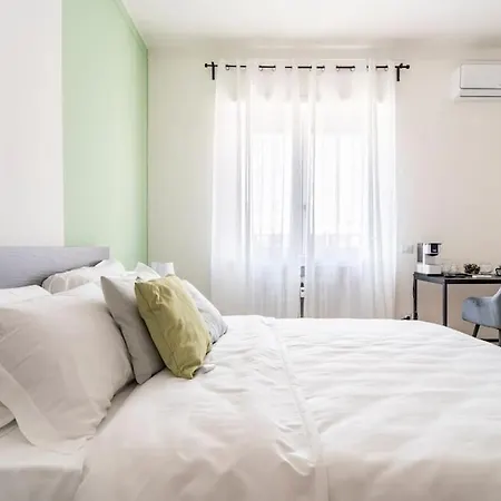 Гостьовий будинок Beno House Брешія